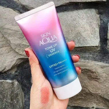 Kem chống nắng Skin Aqua Tone Up UV Essence 80g – Giải pháp bảo vệ và hiệu chỉnh tông da rạng rỡ từ Nhật Bản