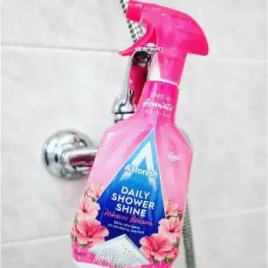 Bình Xịt Vệ Sinh Vòi Tắm Không Chạm Astonish 750ml