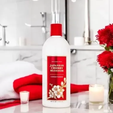 Bộ đôi gội xả Bath & Body Works Japanese Cherry Blossom 473ml – Suối nguồn dưỡng chất và hương hoa thanh khiết từ Mỹ