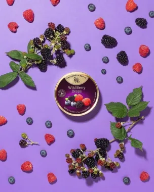 Kẹo dâu rừng cao cấp Cavendish & Harvey Wild Berry Drops 175g – Hương vị quả mọng đậm đà từ nước ép trái cây thật của Đức