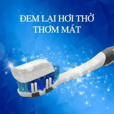 Kem đánh răng Crest 3D white Radiant Mint 107g – Làm trắng tự nhiên, thơm mát dài lâu