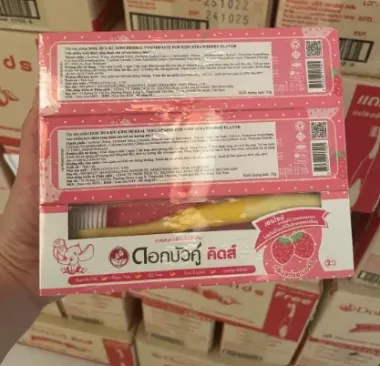 Bộ kem đánh răng trẻ em Dok Bua Ku 35g kèm bàn chải – Giải pháp chăm sóc nụ cười xinh cho bé từ Thái Lan