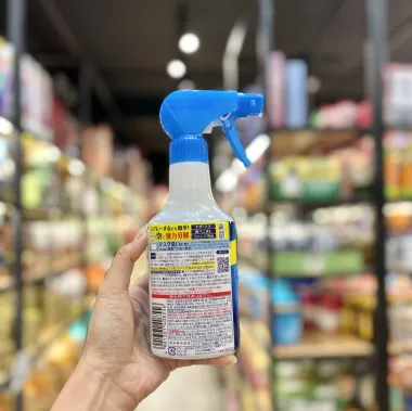 Bình xịt Kao Attack tẩy cổ áo, tay áo 300ml - Nội địa Nhật