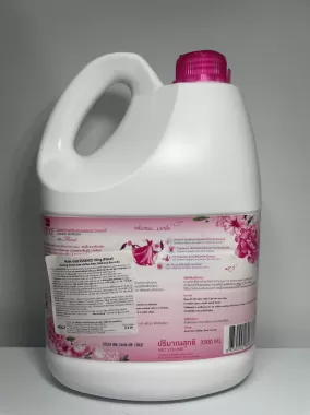 Nước giặt xả đậm đặc Essence 3500ml - Nhập khẩu Thái Lan