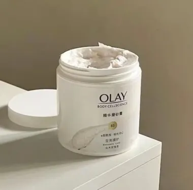 Tẩy tế bào chết Olay Body Cellscience B3+Vitamin C 200g – Giải pháp dưỡng sáng và tái tạo làn da mịn màng