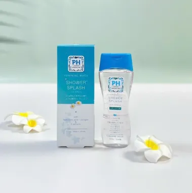 Dung dịch vệ sinh phụ nữ PH Care Nhật Bản