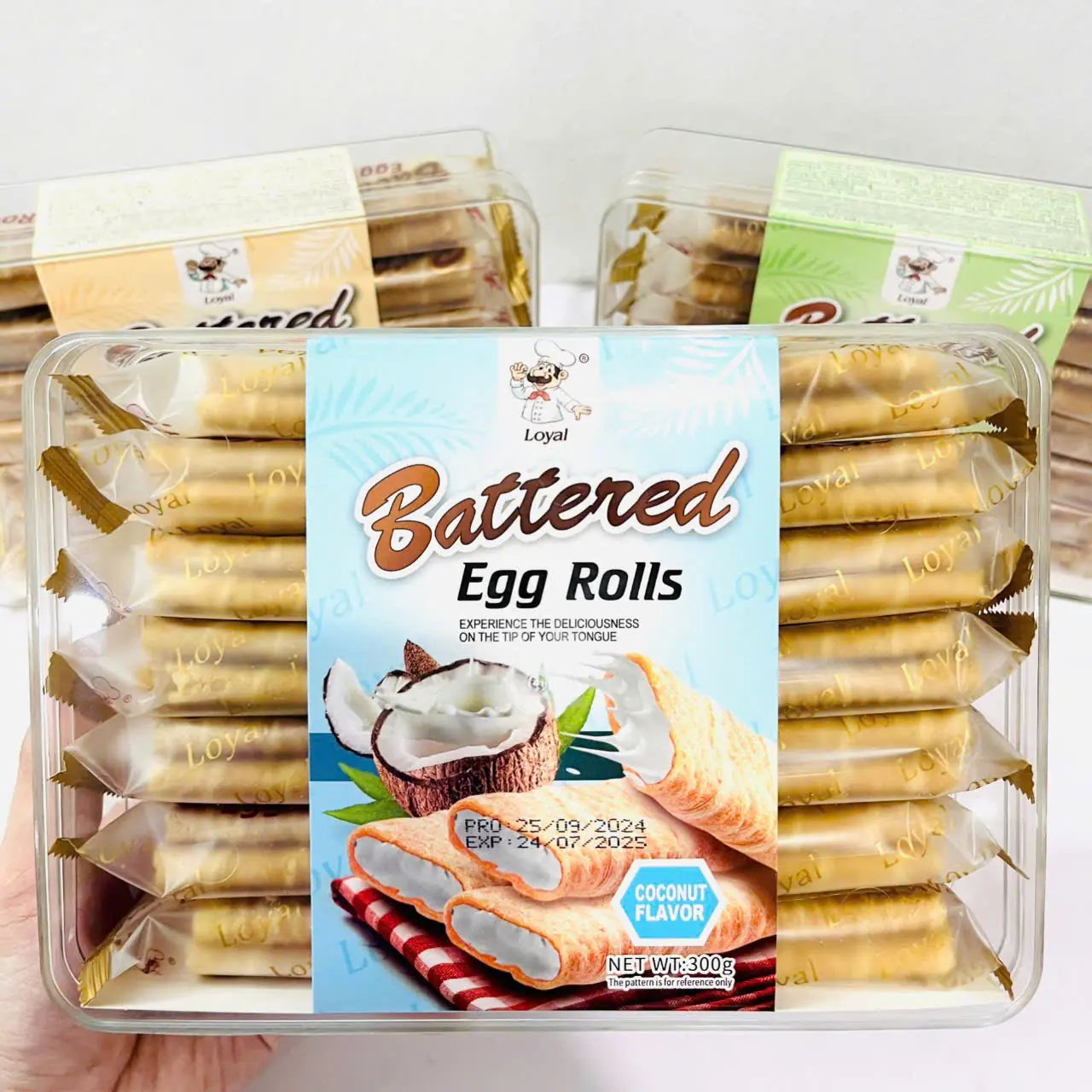 Bánh Cuộn Loyal 300g (Vị Dứa / Vị Dừa)