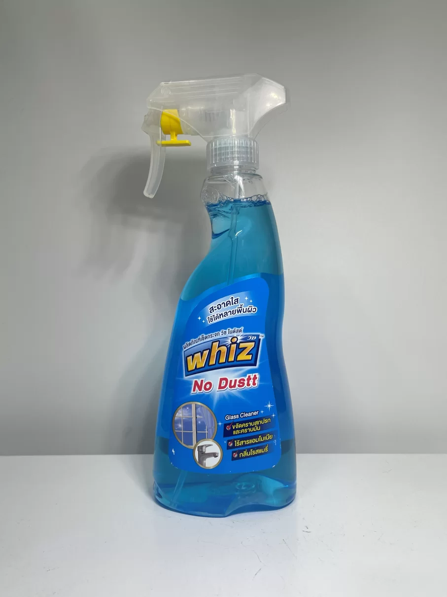 Nước lau kính Whiz Thái Lan hạn chế bụi bám trở lại trên mặt kính